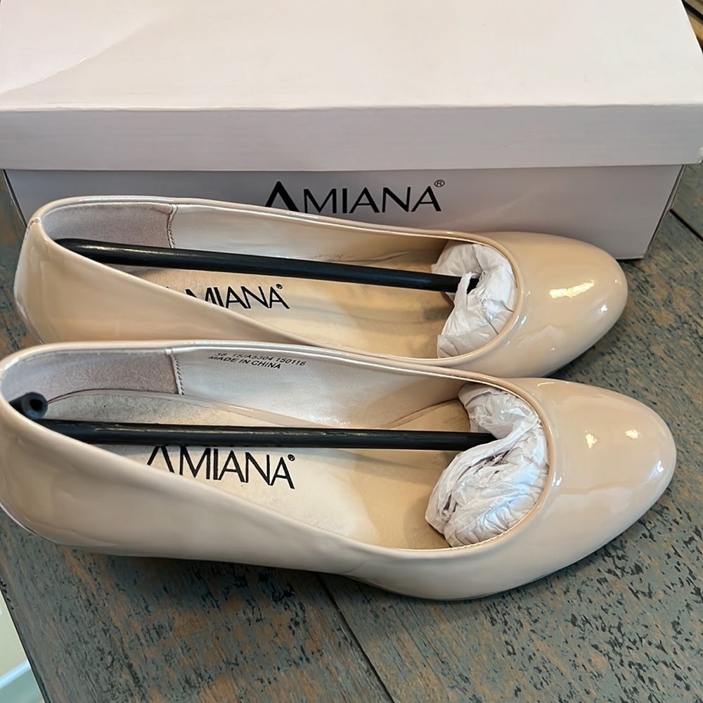 Amiana Dress Shoes - Picture 5 of 7